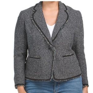 ANNE KLEIN
Plus Tweed One Button Boucle Blazer